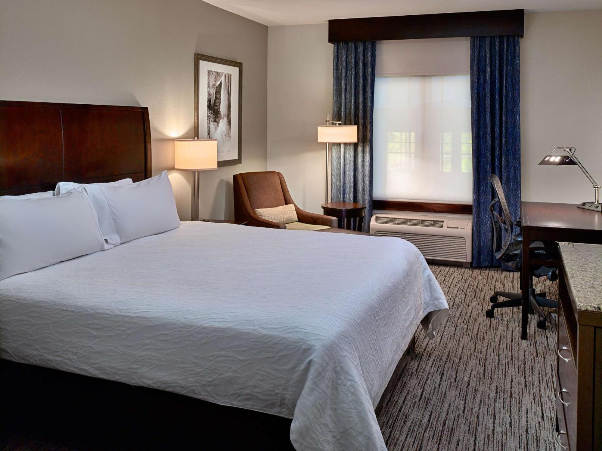 King Room,1551382675:JPEG