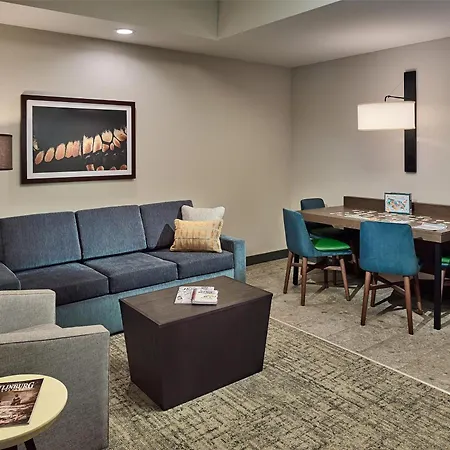 Embassy Suites By Hilton Gatlinburg Resort-3