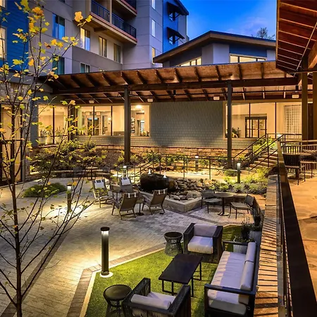 Embassy Suites By Hilton Gatlinburg Resort-2
